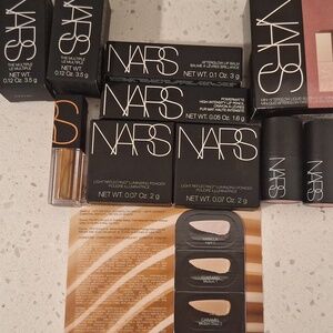 NARS Bundle-12 Count Set
